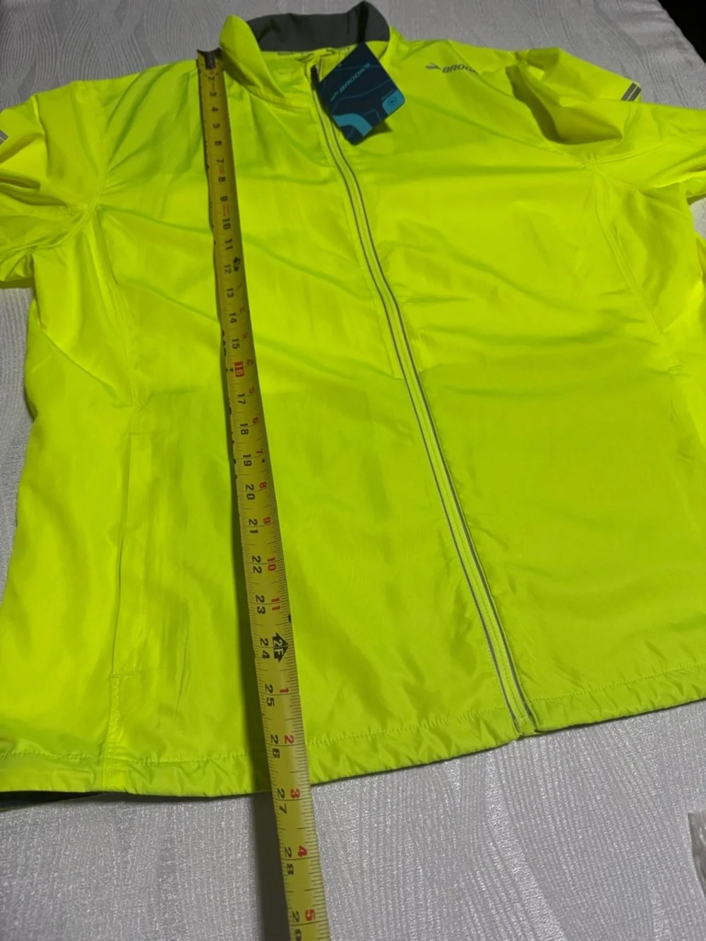 Brooks Neon Yellow Reflective Running Jacket - Picture 4 of 15